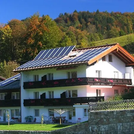 Haus Heimattreu Apartamento
