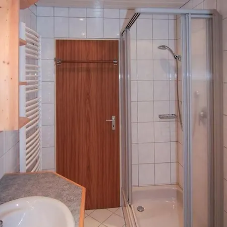 Haus Heimattreu 公寓 *